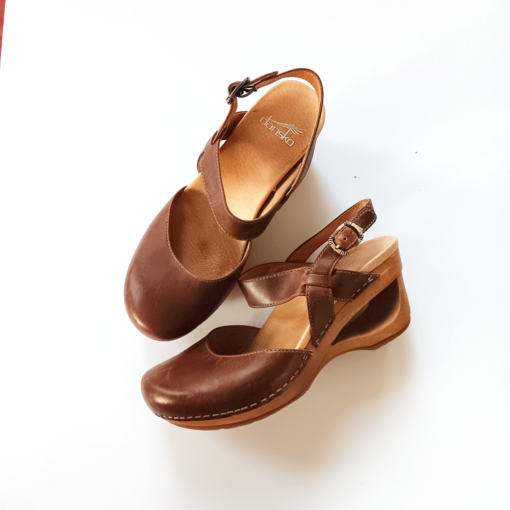 Dansko Taci Mary Jane Brown Leather Wooden Clogs Size 37 | 6.5 - 7 - Picture 2 of 7